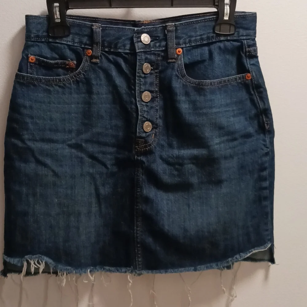 GAP Button Fly Denim Mini Skirt- Raw Hem - Waist 27 - 5 Pocket